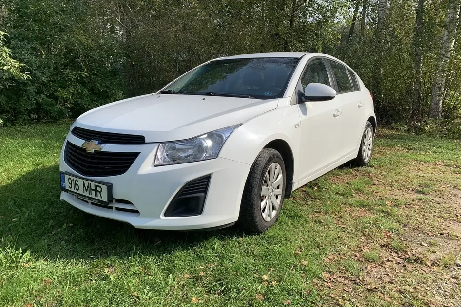 Chevrolet Cruze, 1.6, 91 kW, бензин, механическая, передний привод