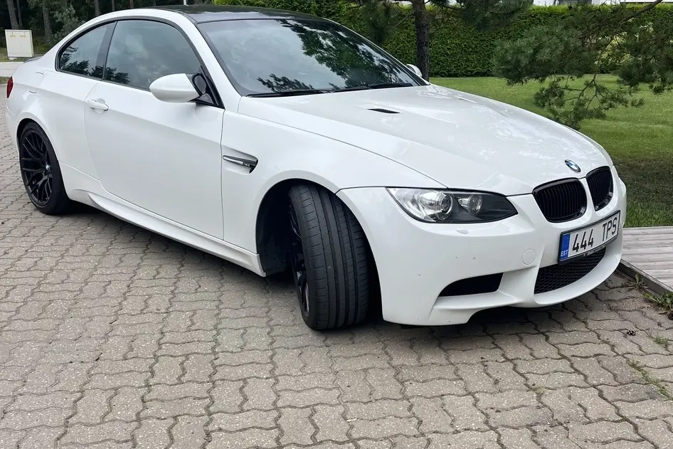 BMW M3, 4.0, 309 kW, petrol, automatic, rear-wheel drive