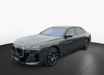 BMW 740, 220 kW, дизель, автомат, полный привод