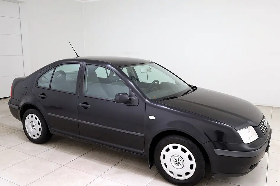 Volkswagen Bora, 1.6, 74 kW, petrol, automatic, front-wheel drive