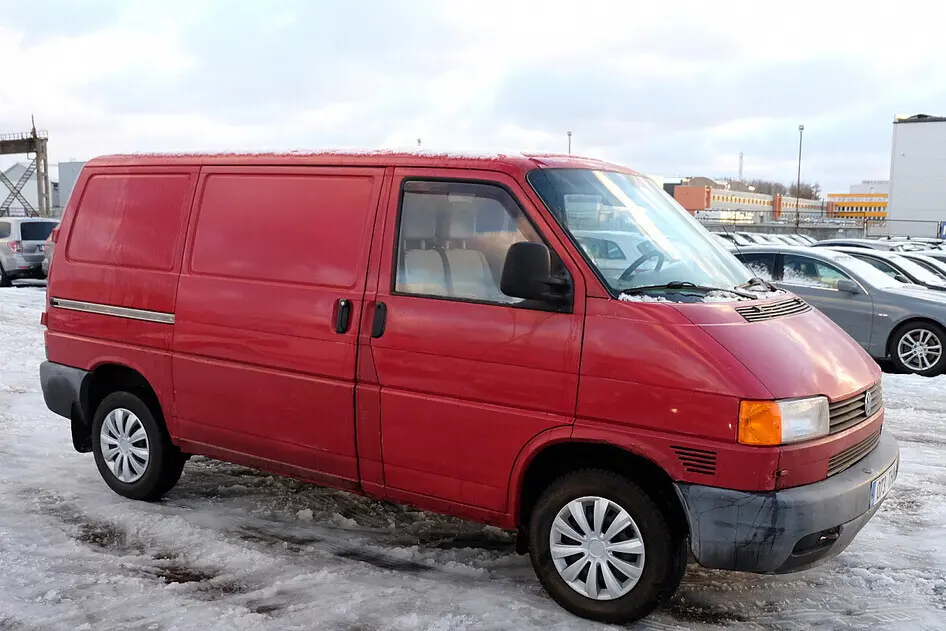 Volkswagen Transporter, 1.9, 50 kW, дизель, механическая, передний привод