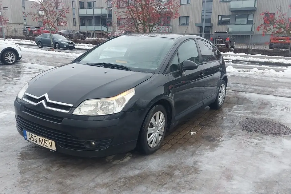 Citroën C4, petrol, automatic, front-wheel drive