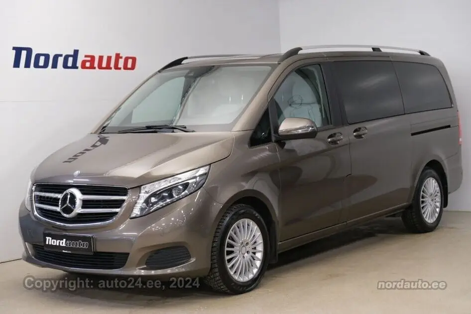 Mercedes-Benz V 220, 2.1, 120 kW, diesel, automatic, rear-wheel drive