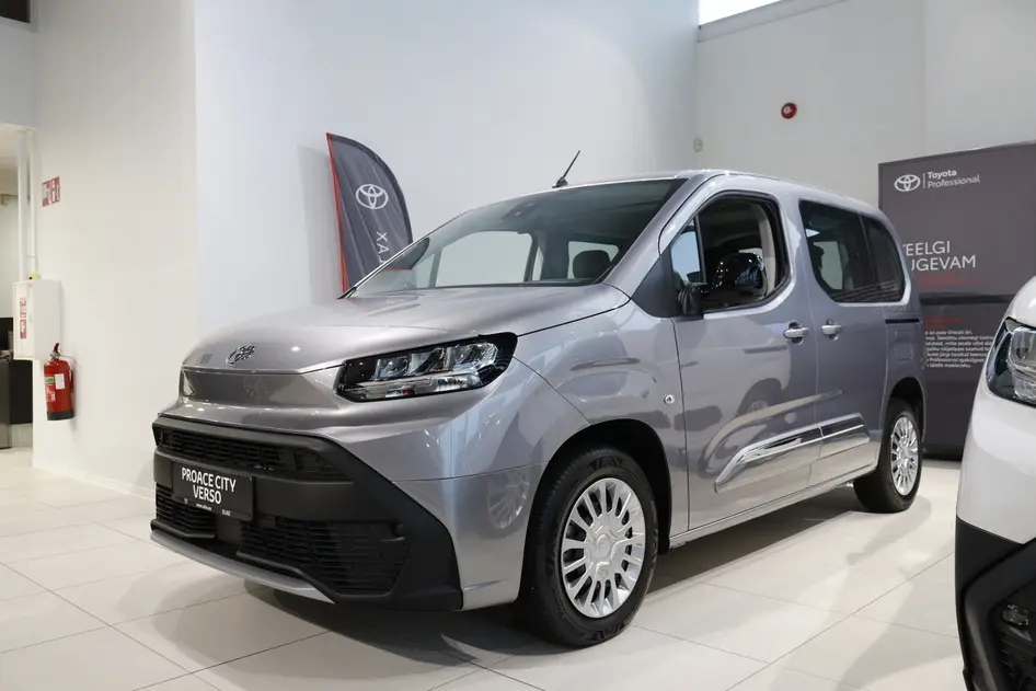 Toyota Proace City Verso, 1.5, 75 kW, дизель, механическая, передний привод