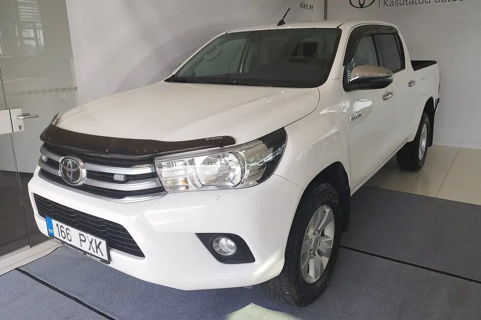 Toyota Hilux, 2.4, 110 kW, diesel, manual, four-wheel drive