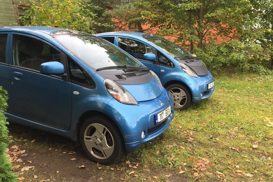 Mitsubishi i-MiEV, 35 kW, electric, automatic, rear-wheel drive