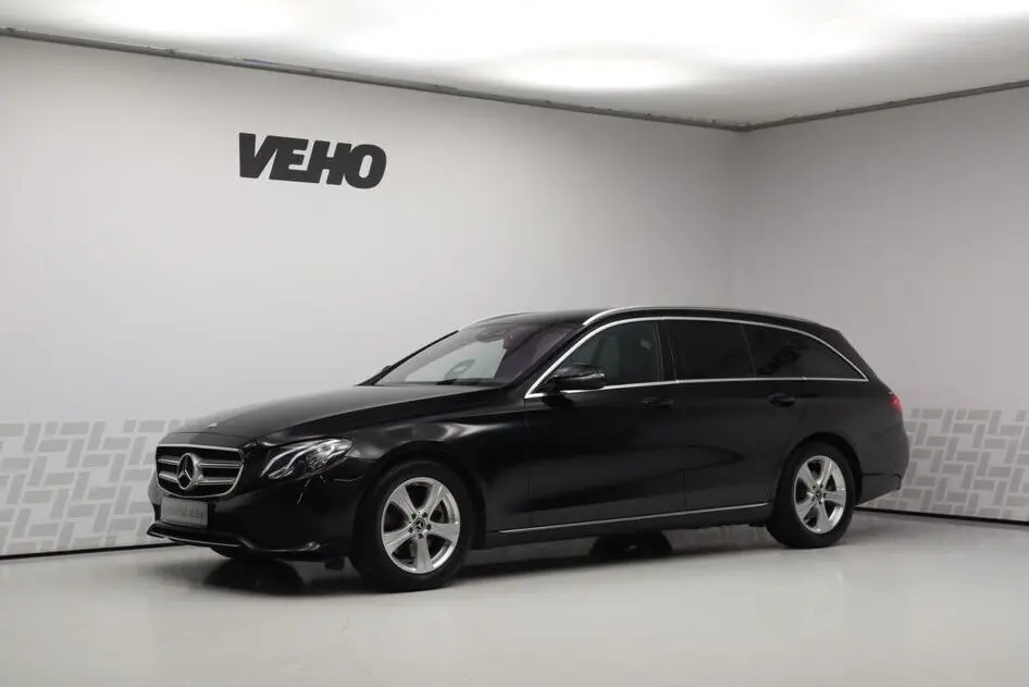 Mercedes-Benz E 220, 2.0, 143 kW, дизель, автомат, задний привод