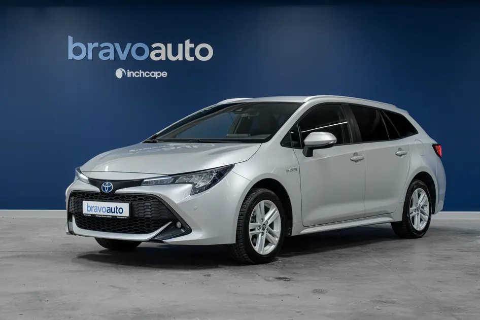 Toyota Corolla, 1.8, 72 kW, гибрид б+э, автомат, передний привод