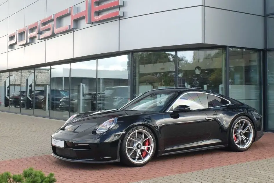 Porsche 911, 4.0, 375 kW, petrol, automatic, rear-wheel drive