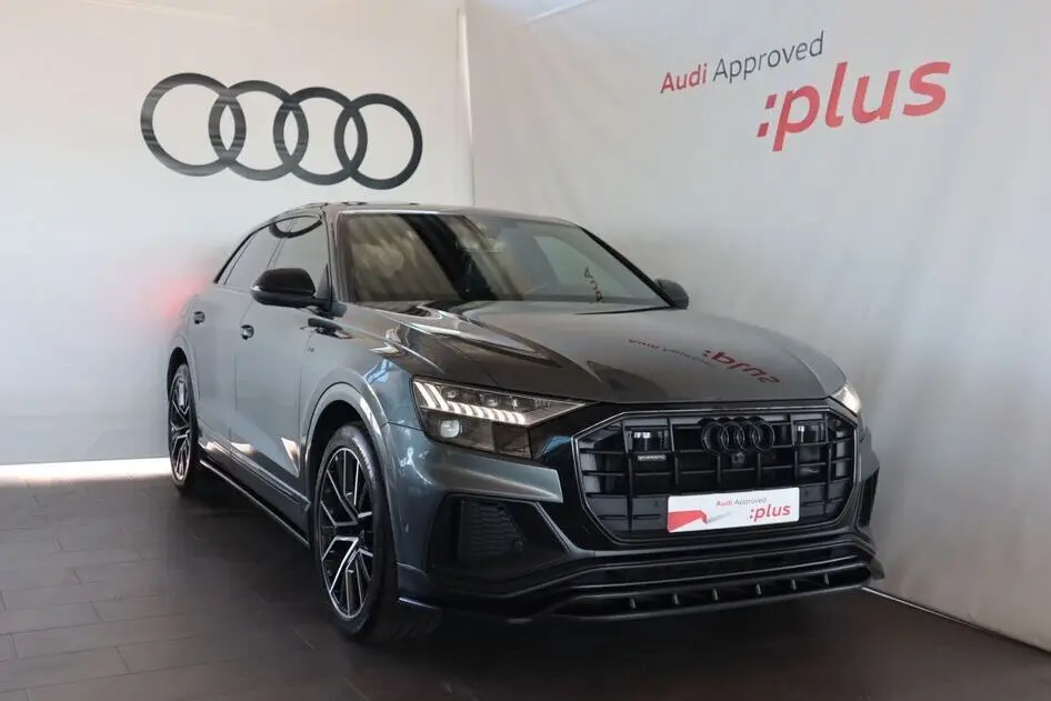 Audi Q8, 3.0, 210 kW, гибрид д+э, автомат, полный привод