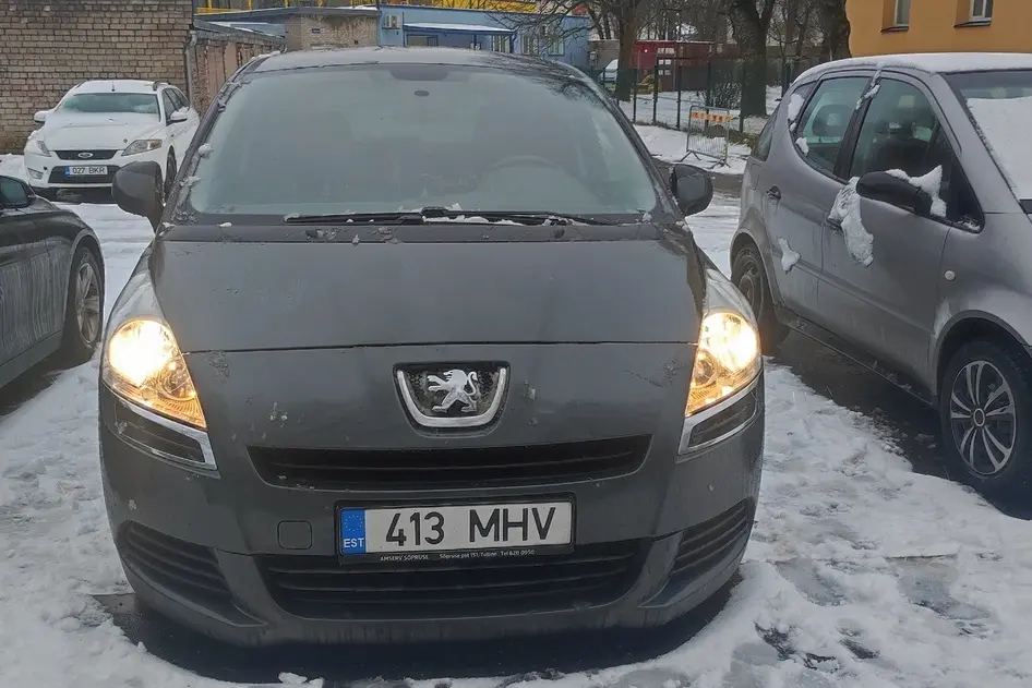 Peugeot 5008, 1.6, 88 kW, бензин, механическая, передний привод