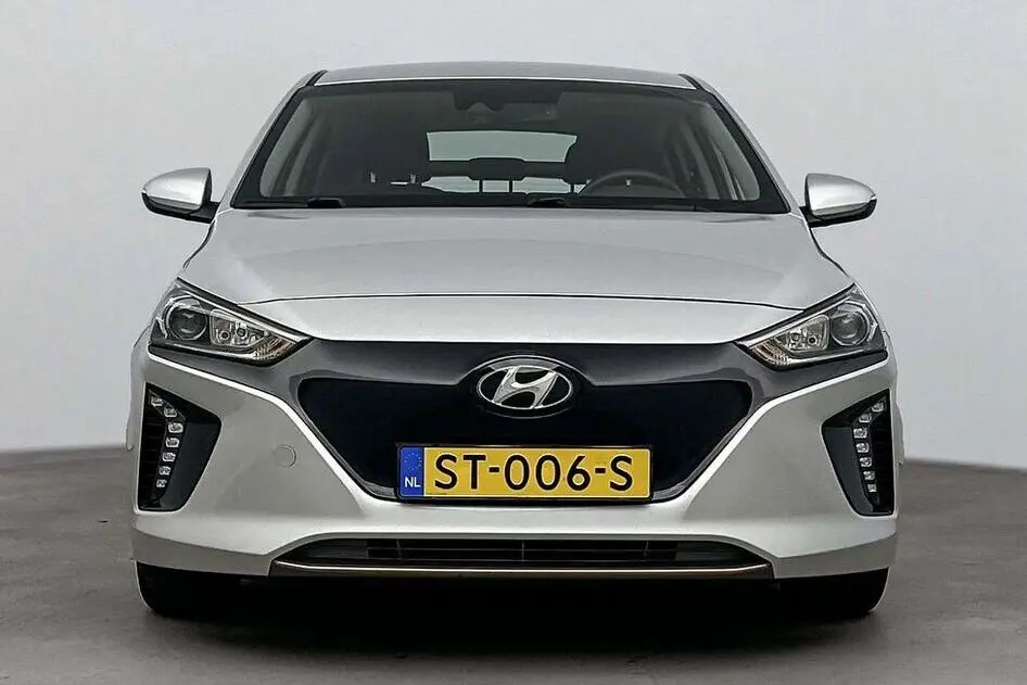 Hyundai IONIQ, 88 kW, electric, automatic, front-wheel drive