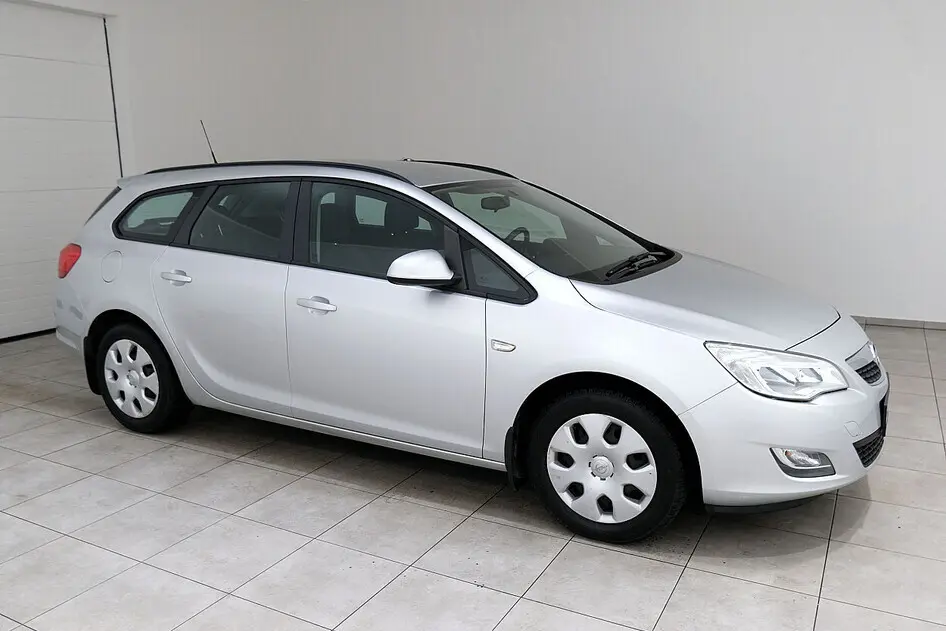 Opel Astra, 1.6, 85 kW, bensiin, manuaal, esivedu