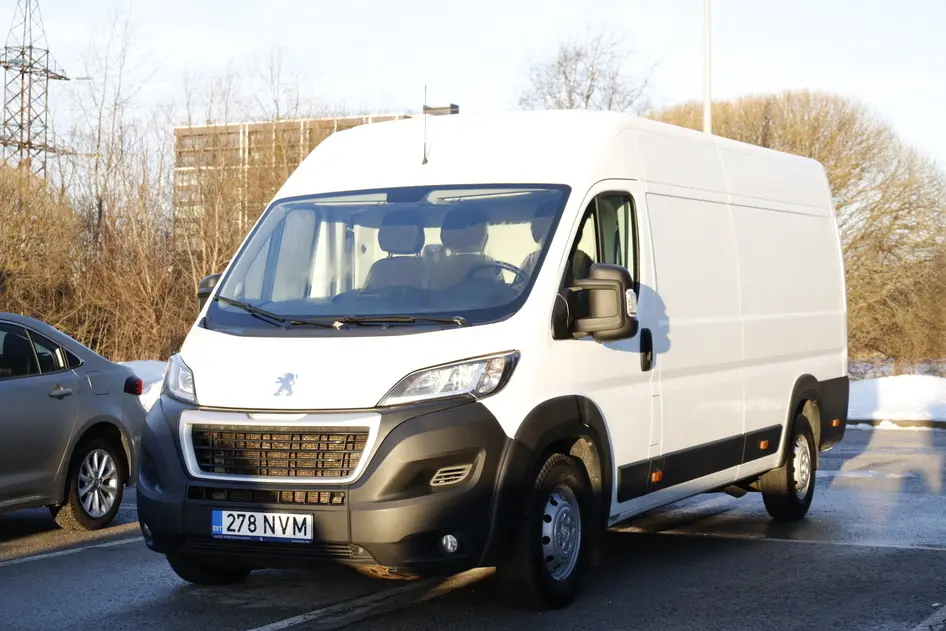 Peugeot Boxer, 2.2, 103 kW, diesel, manual, front-wheel drive