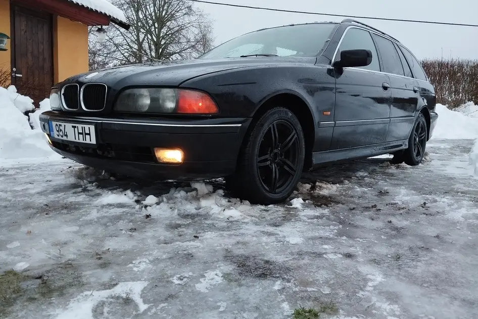 BMW 520, 2.0, 110 kW, bensiin, automaat, tagavedu