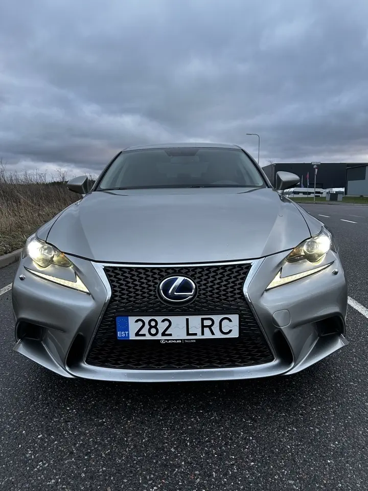 Lexus IS 300, 2.5, 133 kW, hübriid, automaat, tagavedu