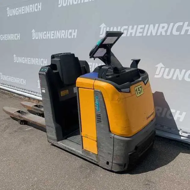 Jungheinrich ECE 220, 2.8 kW