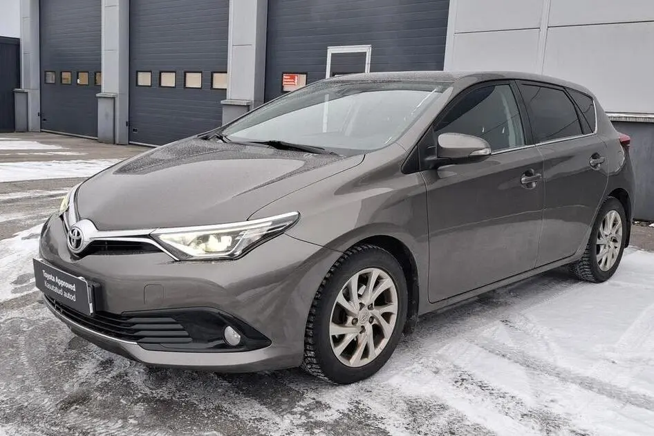 Toyota Auris, 1.6, 97 kW, bensiin, automaat, esivedu