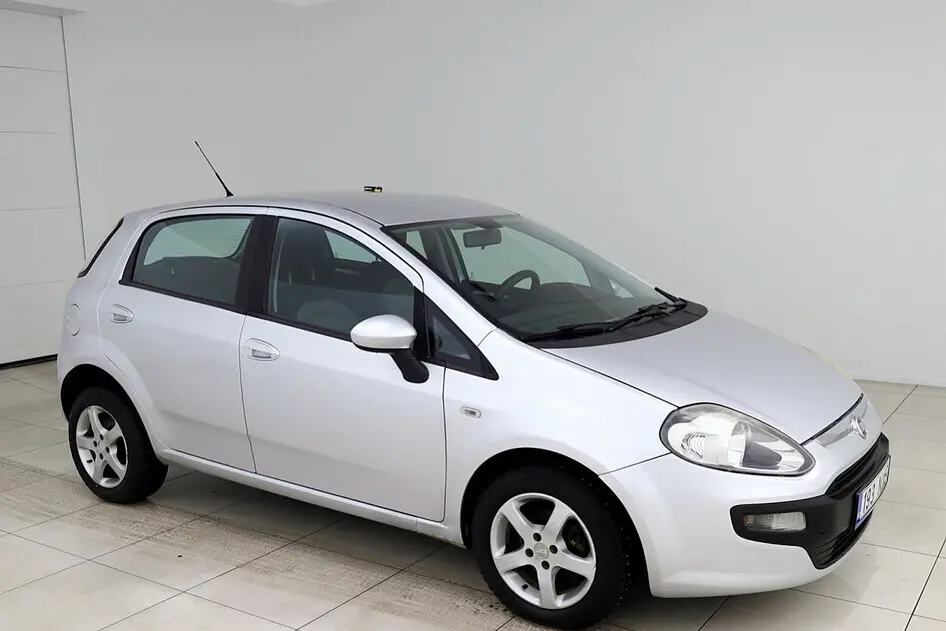 Fiat Punto, 1.4, 57 kW, petrol, manual, front-wheel drive