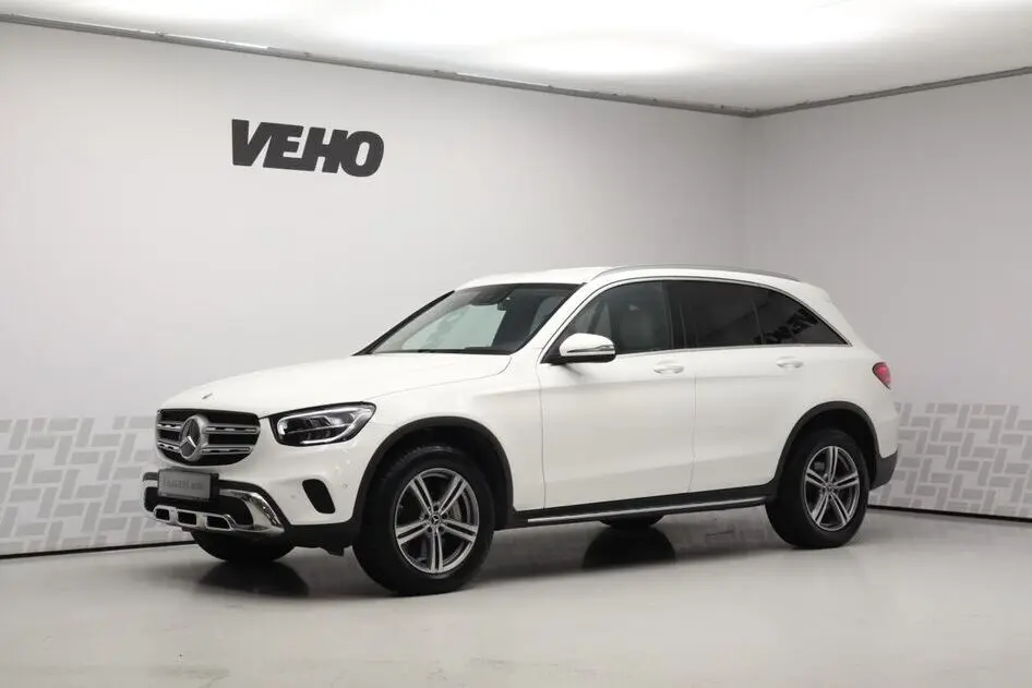 Mercedes-Benz GLC 300, 2.0, 143 kW, plug-in hybrid, automatic, four-wheel drive