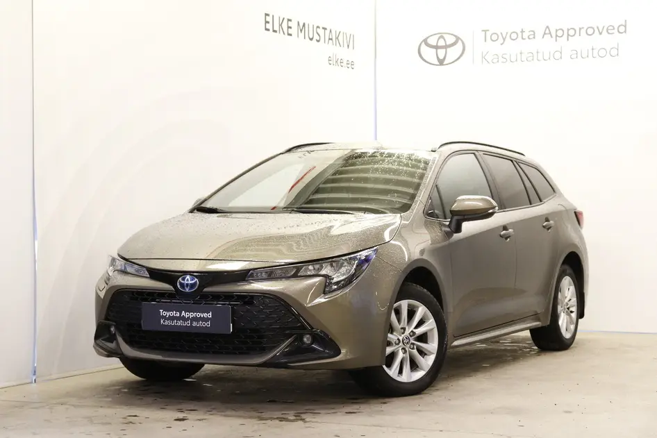 Toyota Corolla, 1.8, 72 kW, hybrid, automatic, front-wheel drive