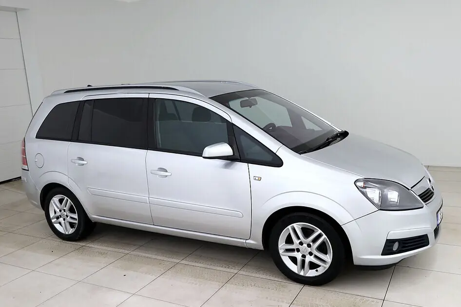 Opel Zafira, 1.8, 103 kW, бензин, механическая, передний привод