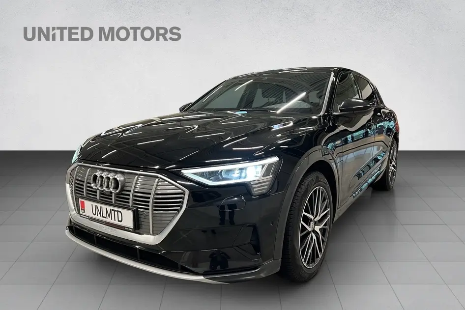 Audi e-tron, 158 kW, electric, four-wheel drive