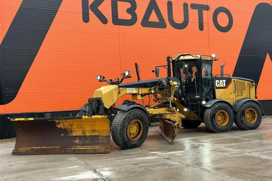 Caterpillar 160M AWD, 170 kW, diesel