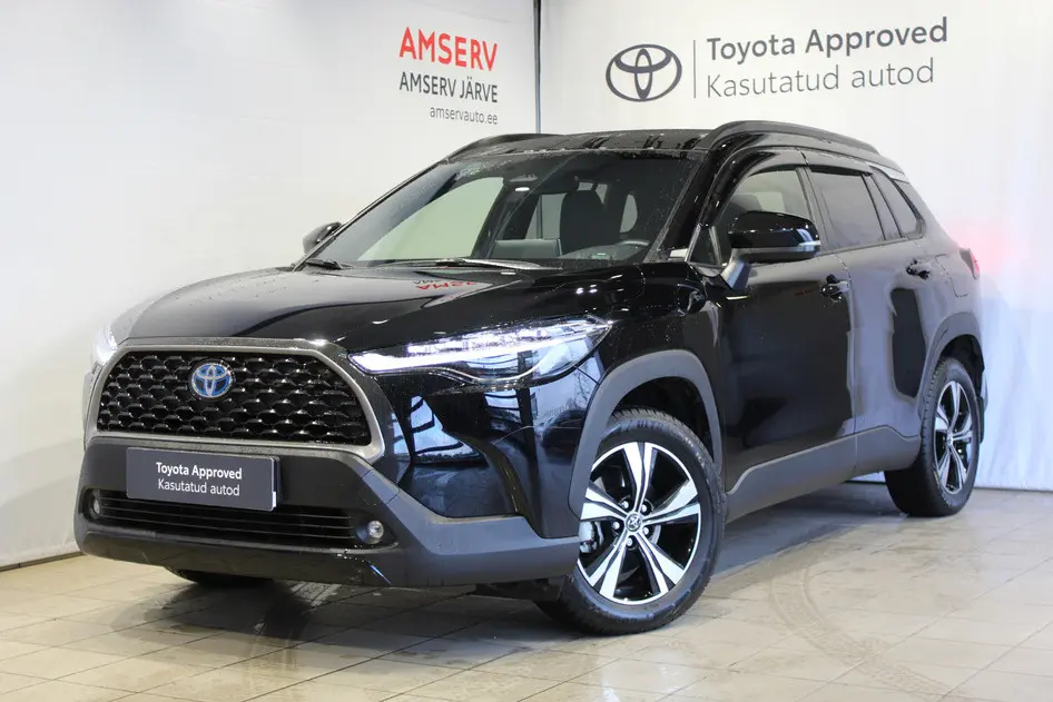 Toyota Corolla Cross, 2.0, 112 kW, hybrid, automatic, four-wheel drive