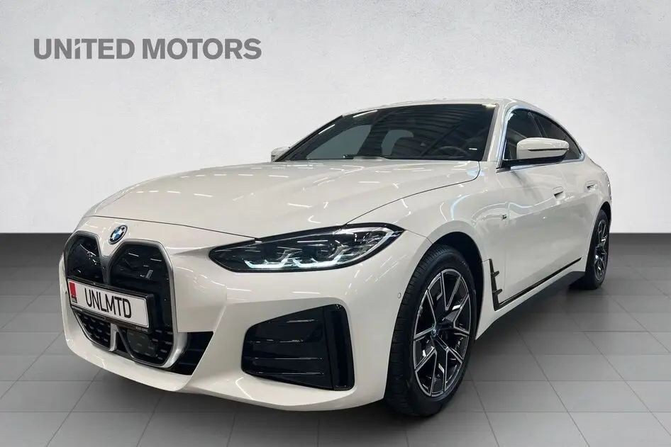 BMW i4, 250 kW, elekter, automaat, tagavedu