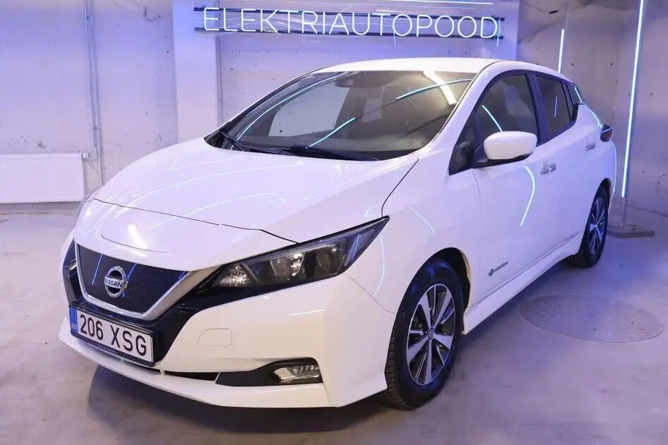 Nissan Leaf, 90 kW, электричество, передний привод