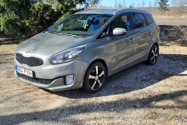 Kia Carens, 1.7, 100 kW, diesel, manual, front-wheel drive