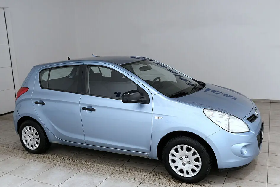Hyundai i20, 1.2, 57 kW, petrol, manual, front-wheel drive
