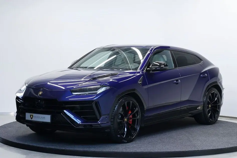 Lamborghini Urus, 4.0, 490 kW, petrol, automatic, four-wheel drive