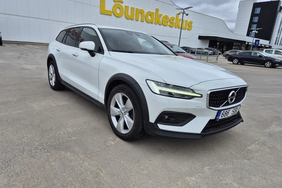 Volvo V60 Cross Country, 2.0, 140 kW, diisel, automaat, nelikvedu