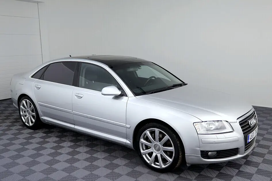 Audi A8, 4.2, 246 kW, бензин, автомат, полный привод