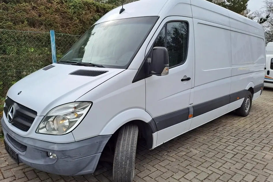 Mercedes-Benz Sprinter, 120 kW, diesel, manual, rear-wheel drive