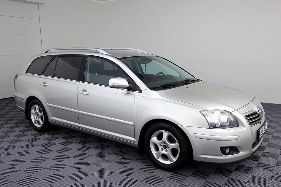 Toyota Avensis, 1.8, 95 kW, бензин, автомат, передний привод