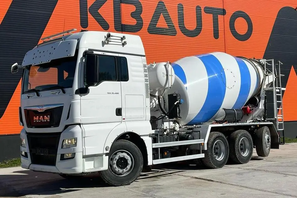 MAN TGX 35.480 8x4*4, 353 kW, дизель, автомат