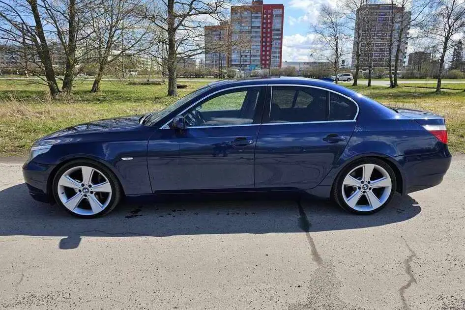 BMW 545, 4.4, 245 kW, bensiin, poolautomaat, tagavedu