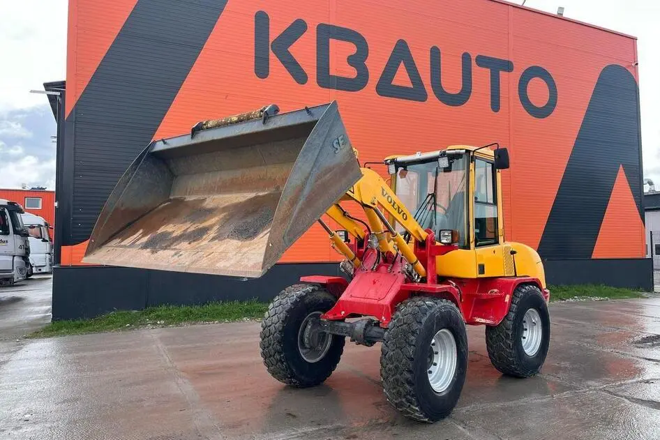 Volvo L 30 B-Z/X 4x4, 52 kW, diisel, automaat