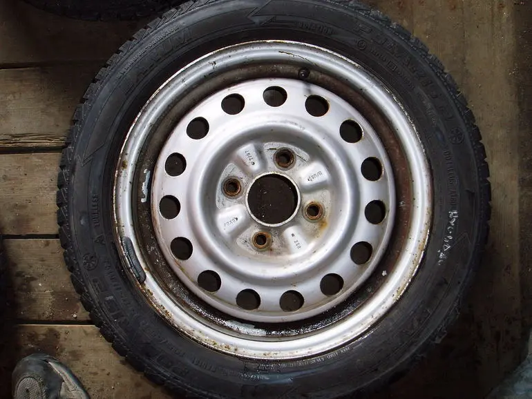 Ratas (velg + rehv) 15X6 195/55R15