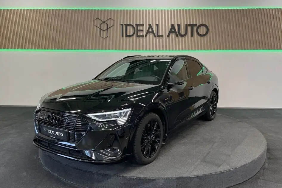 Audi e-tron, 158 kW, electric, automatic, four-wheel drive