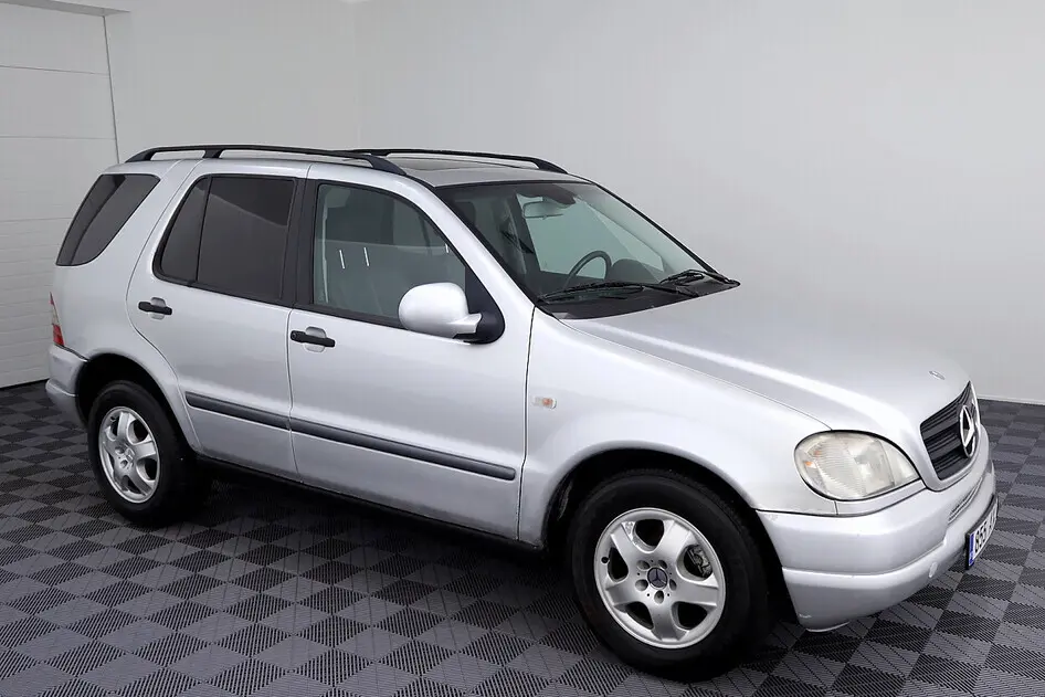 Mercedes-Benz ML 270, 2.7, 120 kW, diesel, automatic, four-wheel drive