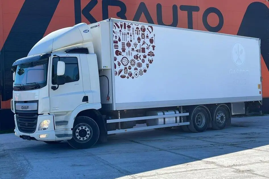 DAF CF 370 6x2, 271 kW, дизель, автомат