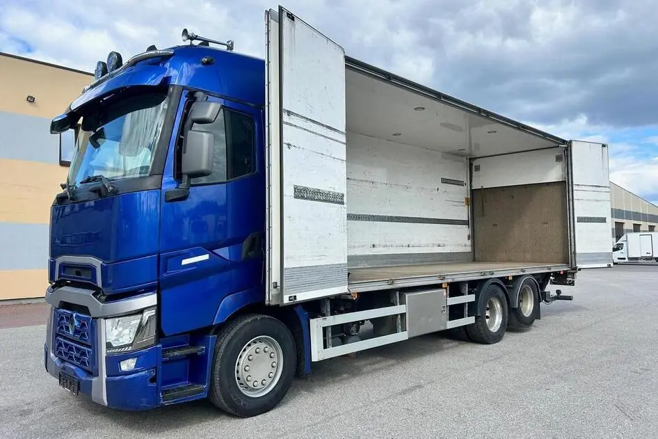 Renault T 520, 390 kW, дизель, автомат
