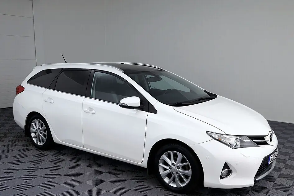 Toyota Auris, 1.6, 131 kW, petrol+lpg, automatic, front-wheel drive