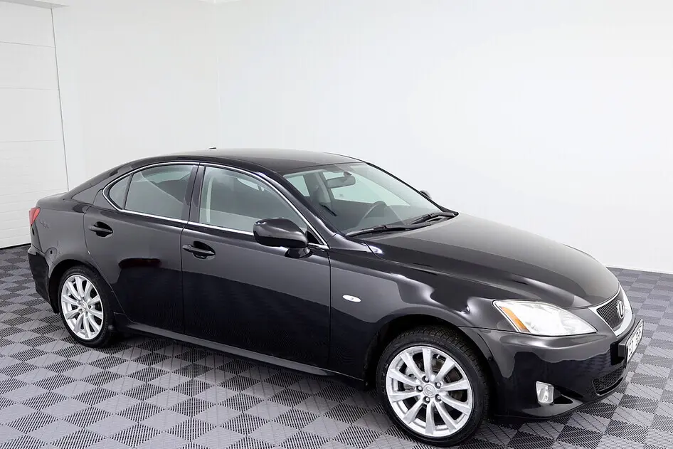 Lexus IS 250, 2.5, 153 kW, bensiin, automaat, tagavedu