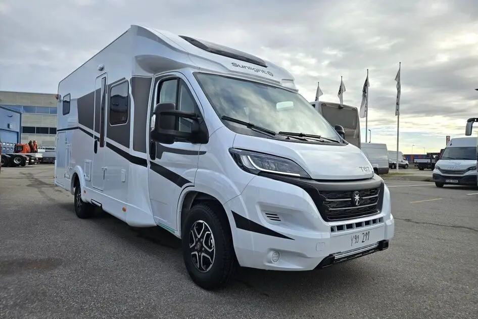 Sunlight T67, 2.2, 103 kW, дизель, автомат, передний привод