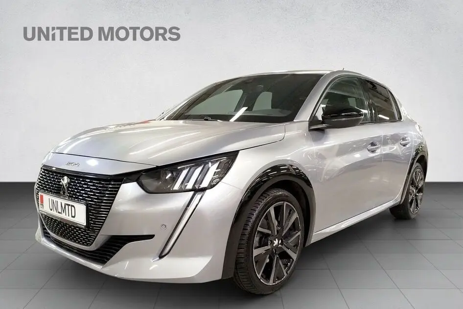 Peugeot 208, 1.2, 74 kW, petrol, automatic, front-wheel drive